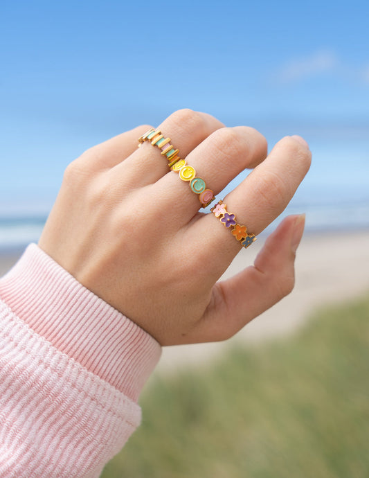 Smiley Enamel Ring – Christian Ring