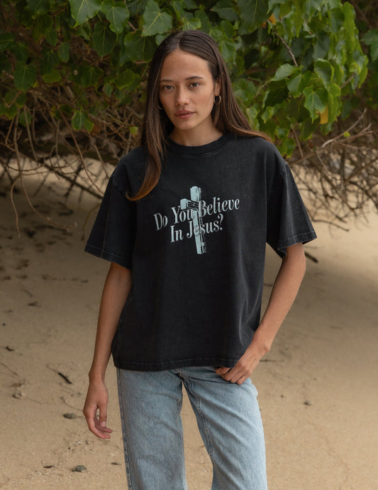 Do You Believe in Jesus Heavyweight Tee – Christian T-Shirt