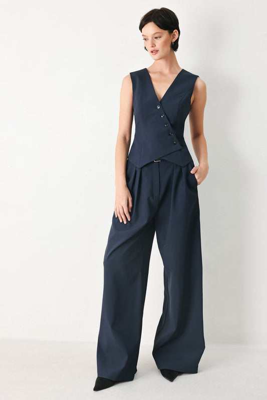 Power Play Woven Vest in navy, view 2 — Soul Flow Apparel