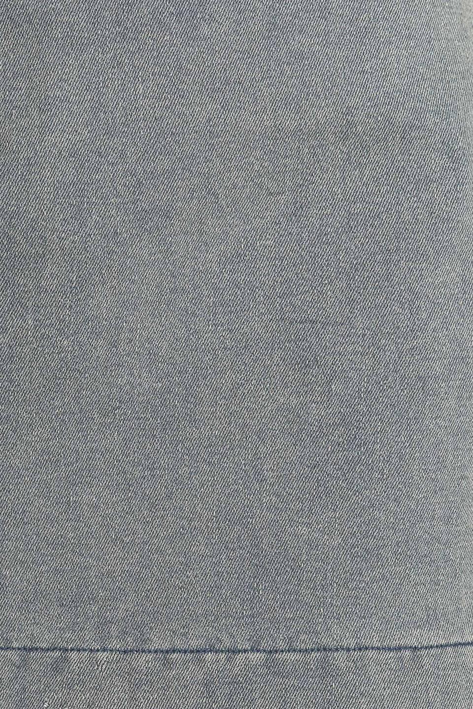 Daisy Date Denim Skort in indigo, fabric swatch — Soul Flow Apparel