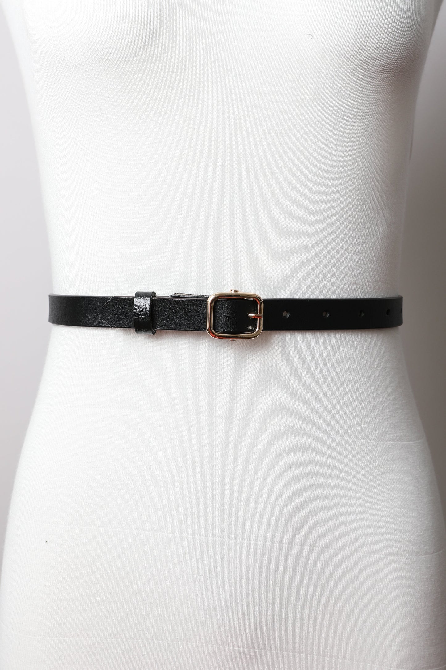 Versatile Skinny Leather Belt – Perfect for Any Outfit 💫 Leto Collection