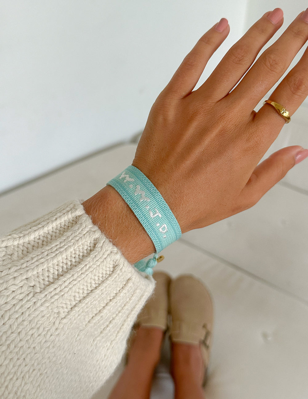 Teal WWJD Embroidered Bracelet – Christian Wristband
