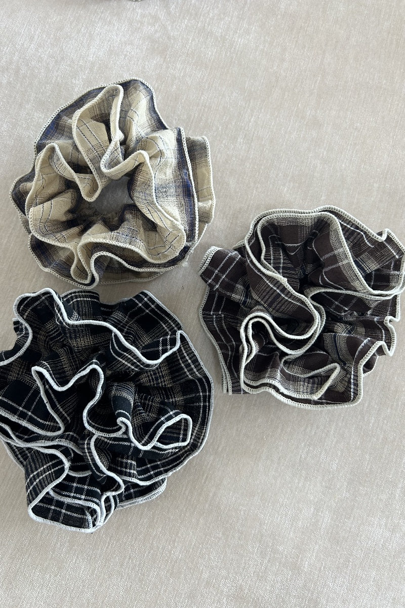 Vintage Stripe Double-Layer Scrunchie – Extra-Large Hair Tie for Women Leto Collection