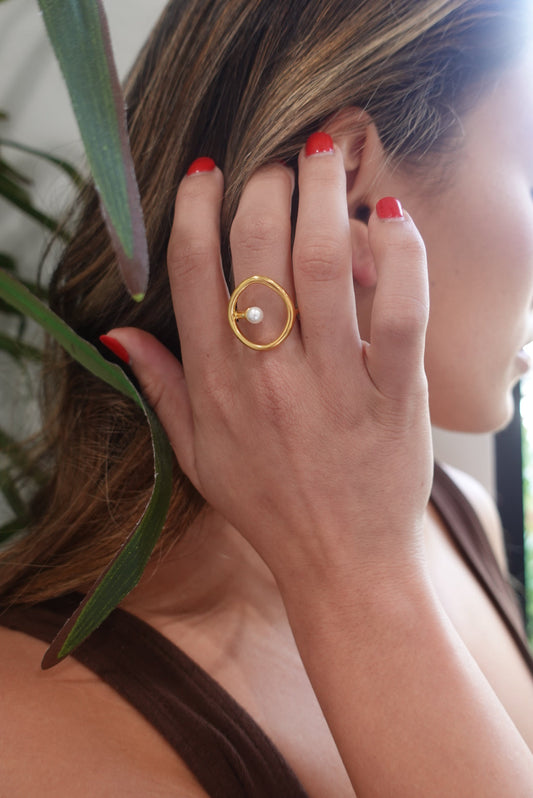 Krista Pearl Ring — Soul Flow Apparel