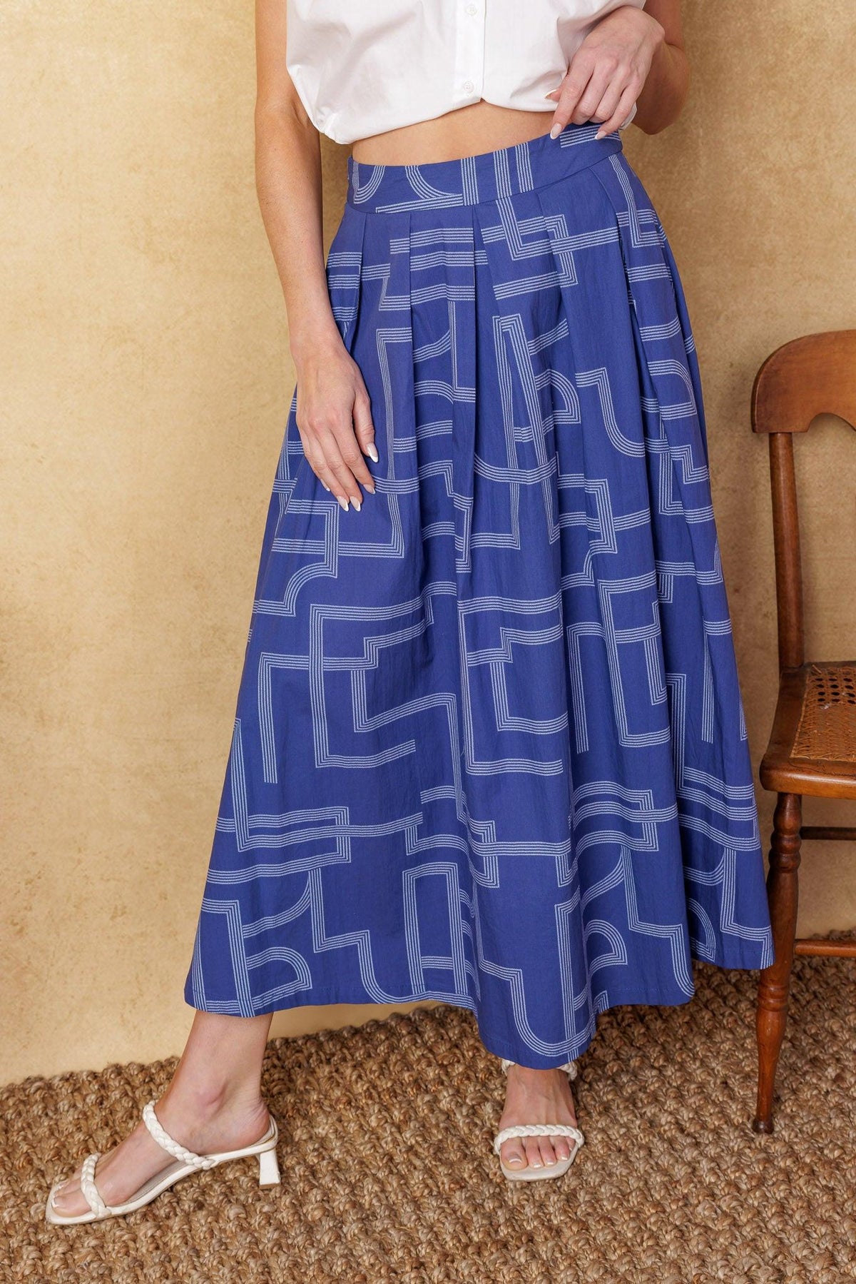 Leaves of Tomorrow Woven Midi Skirt in navy white, view 5 — Soul Flow Apparel