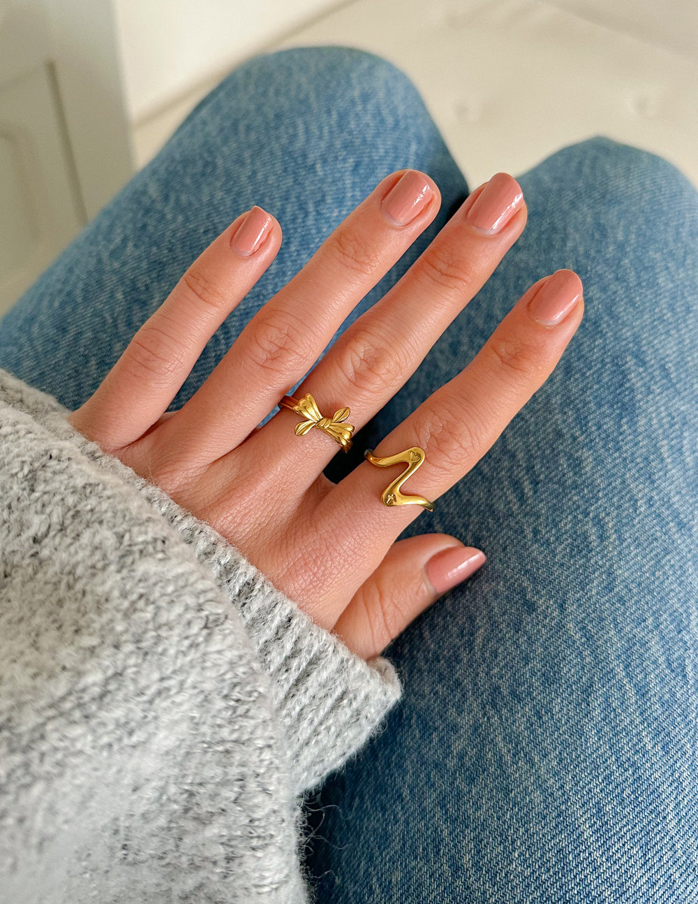Ribbon Ring – Christian Ring