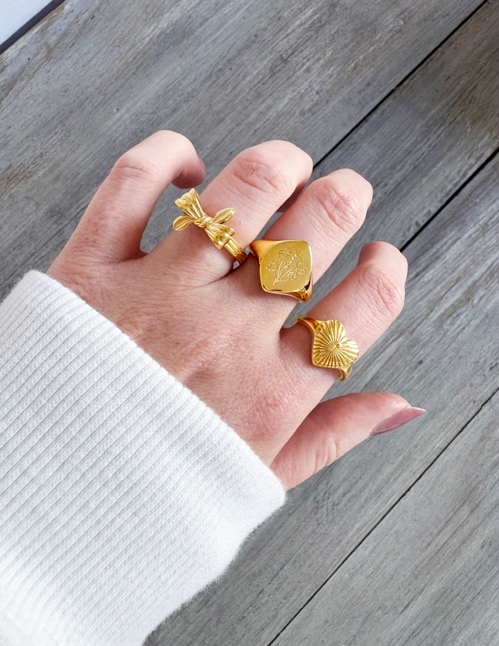 Floral Signet Ring – Christian Ring