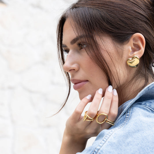 Darlene Heart Studs — Soul Flow Apparel