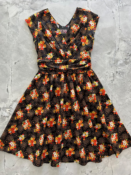 Vintage Floral Greta Dress - Xs Only, 1 Left! — Soul Flow Apparel