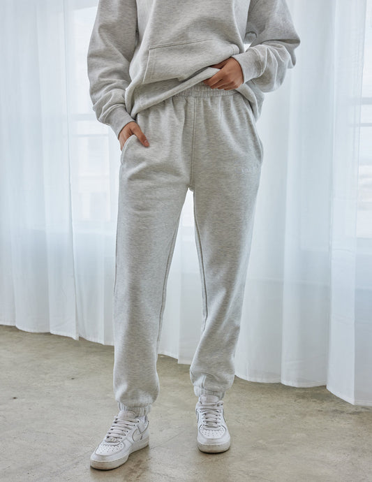 Basics Cloud Grey Unisex Sweatpant – Christian Sweatpant