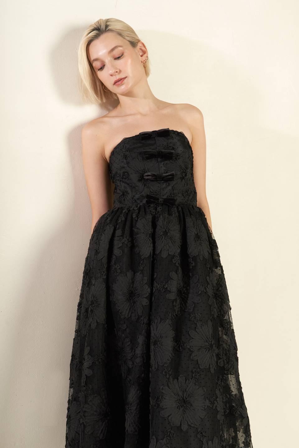 Confidence Game Lace Midi Dress in black, view 4 — Soul Flow Apparel