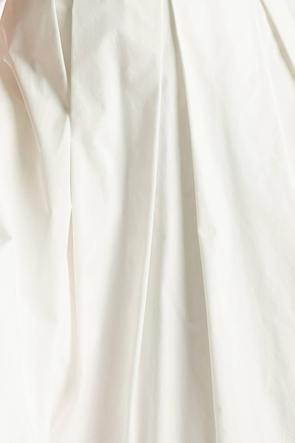 Dreamy Impression Woven Midi Dress in off-white, fabric swatch — Soul Flow Apparel