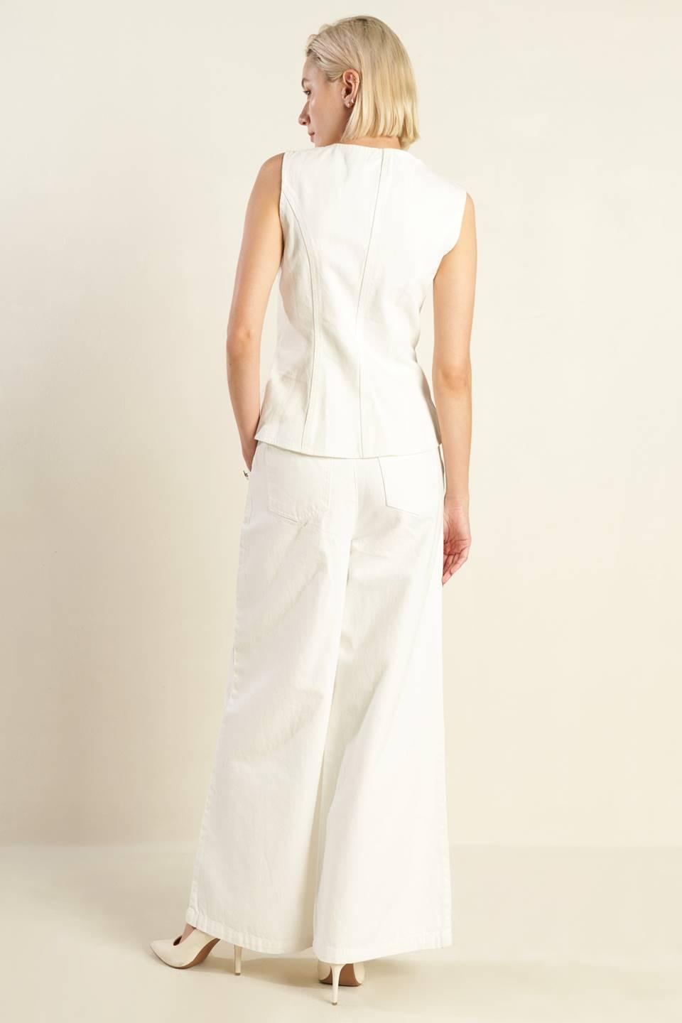 Delicate Hue Woven Vest in white, view 7 — Soul Flow Apparel