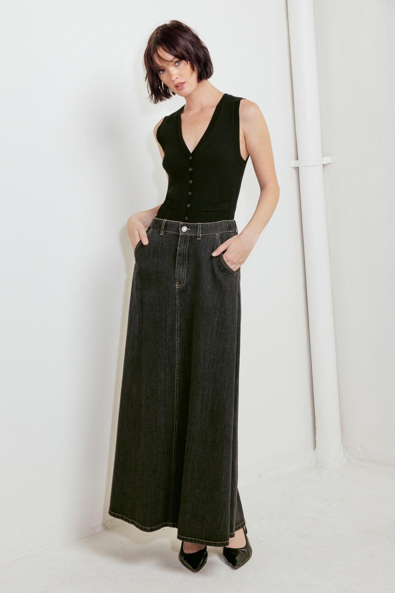 Trading Secrets Denim Skirt in black, view 5 — Soul Flow Apparel