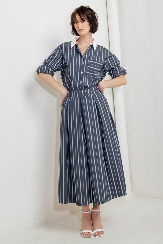 Behind the Grin Woven Midi Skirt in charcoal, view 2 — Soul Flow Apparel