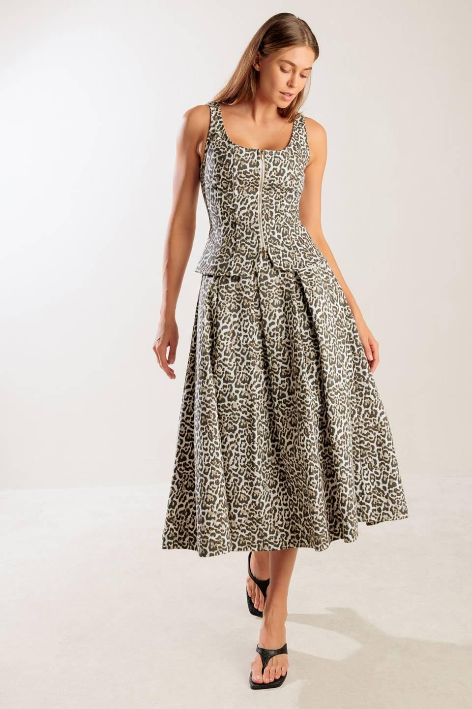Something Special Woven Midi Full Skirt in white, view 5 — Soul Flow Apparel