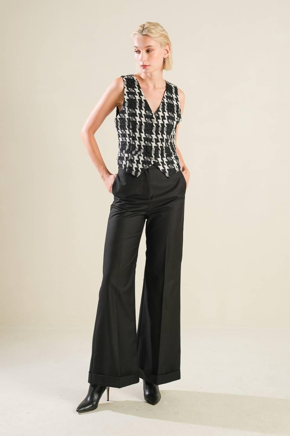 Falling Deeper Woven Pants in black, view 7 — Soul Flow Apparel