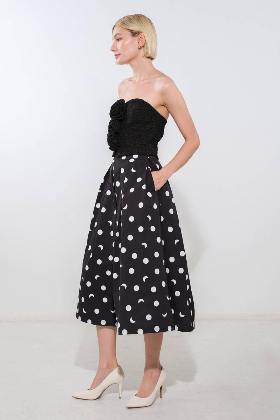 Summery Darling Woven Top in black, view 4 — Soul Flow Apparel
