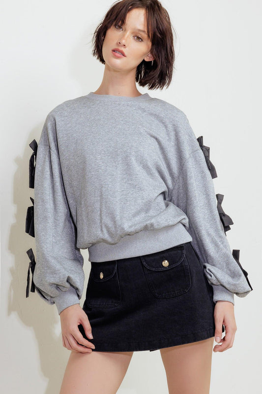 Love So Amazing Sweater Top in hgreyblack, view 1 — Soul Flow Apparel