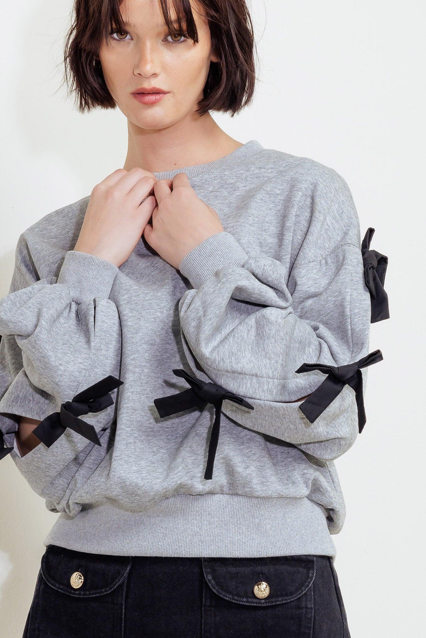 Love So Amazing Sweater Top in hgreyblack, view 5 — Soul Flow Apparel