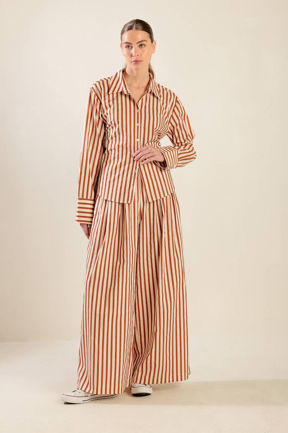Pieces of My Heart Woven Top in taupe rust, view 5 — Soul Flow Apparel