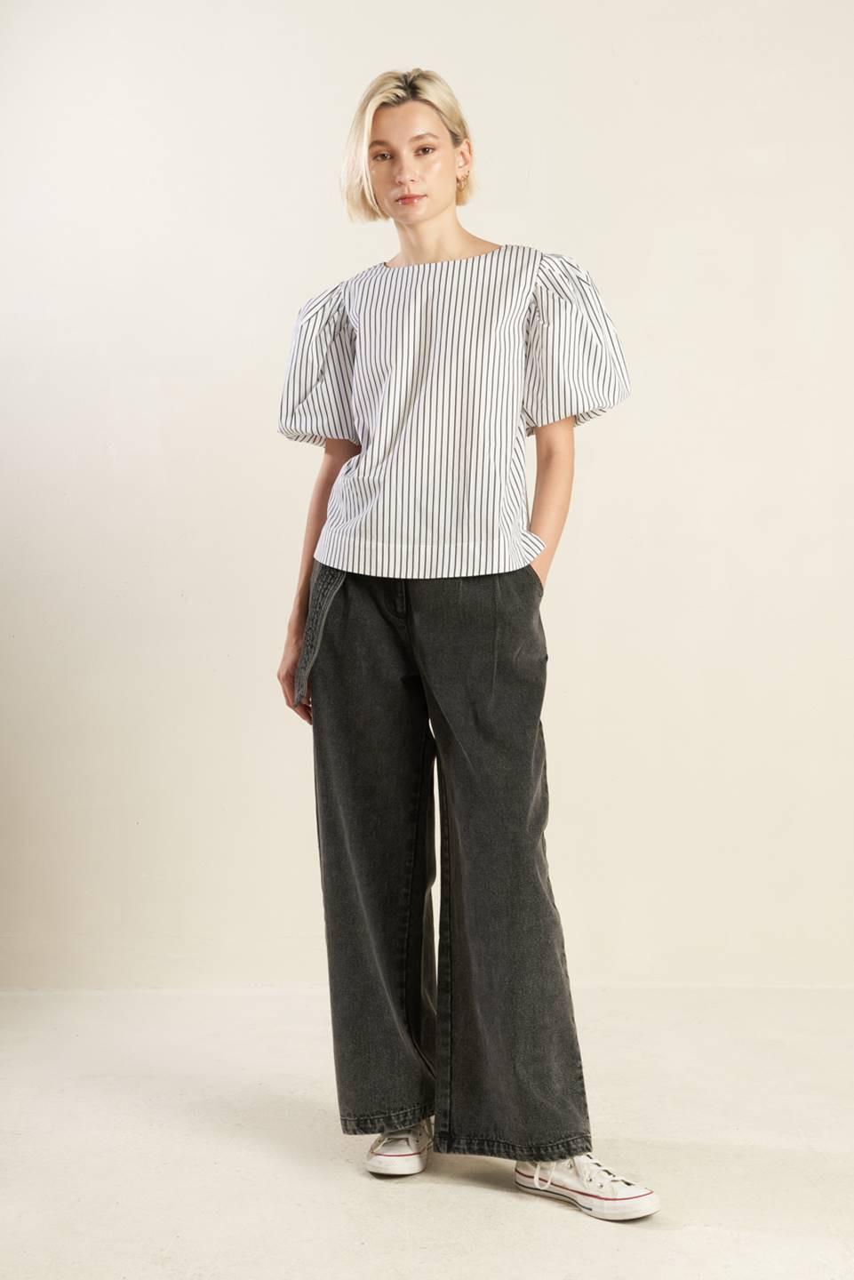 All the Feelings Woven Top in white black, view 5 — Soul Flow Apparel