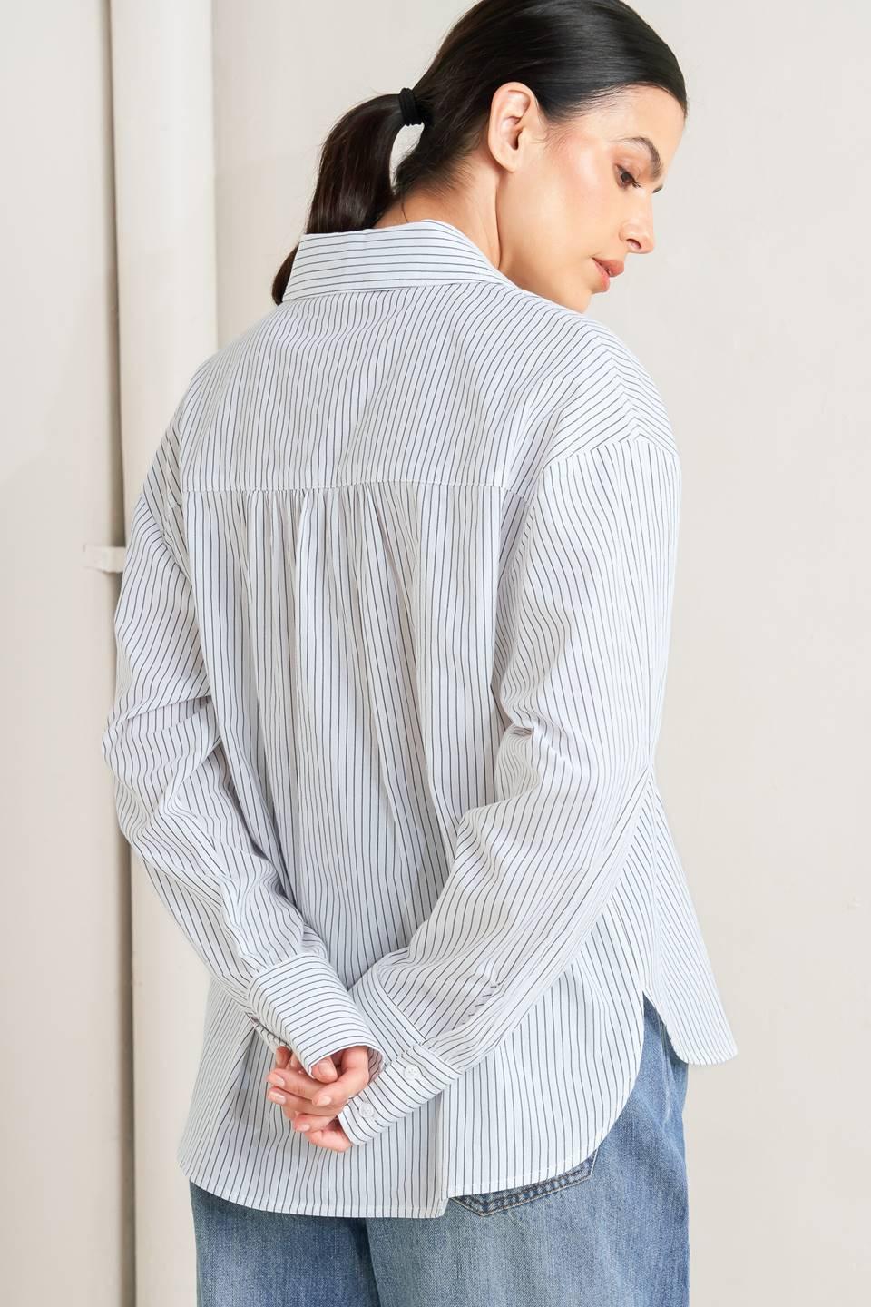 Daylight Edge Woven Top in white charcoal, view 3 — Soul Flow Apparel