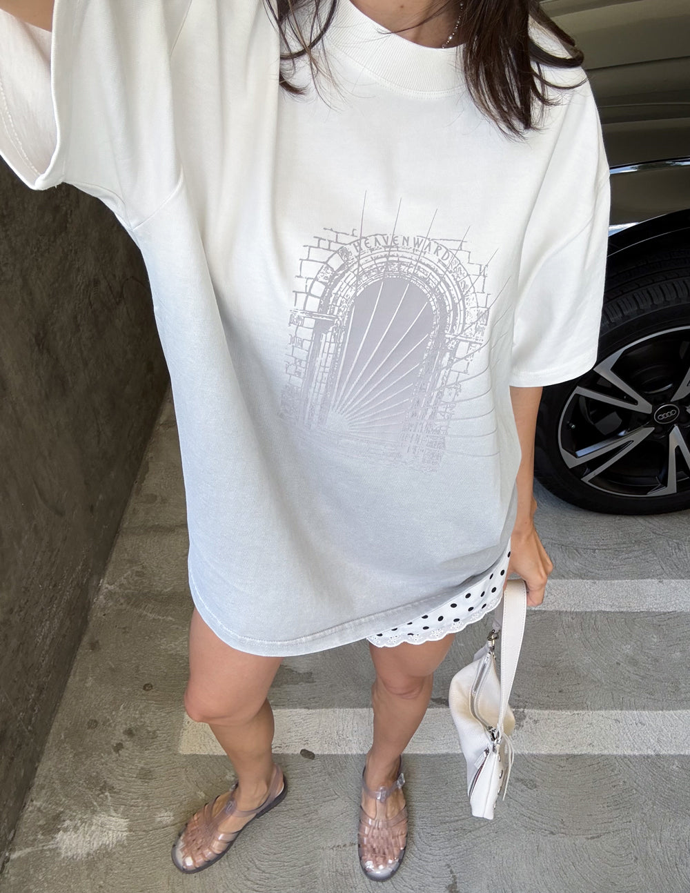 Heavenward Heavyweight Tee – Christian T-Shirt