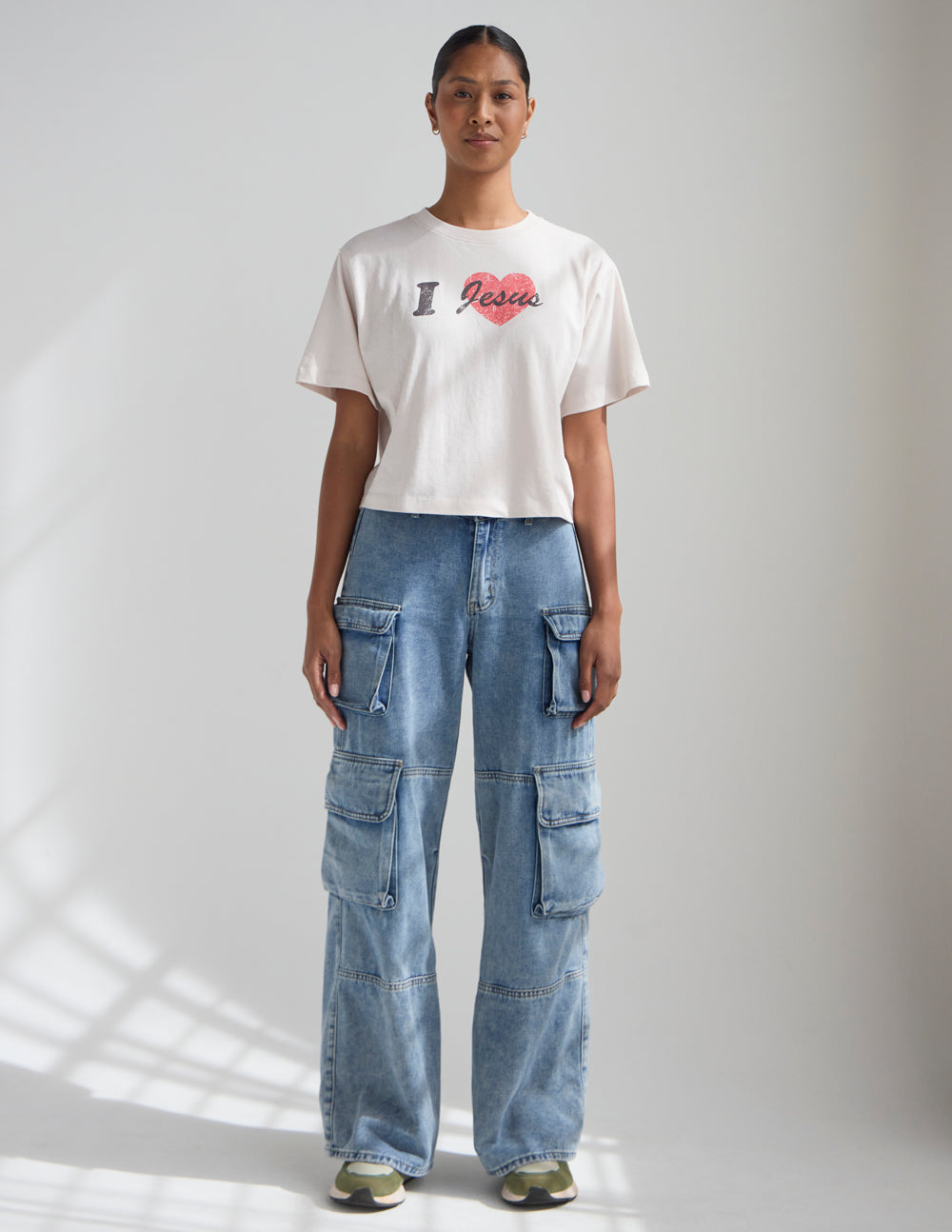 I Love Jesus Cropped Women's Tee – Christian T-Shirt