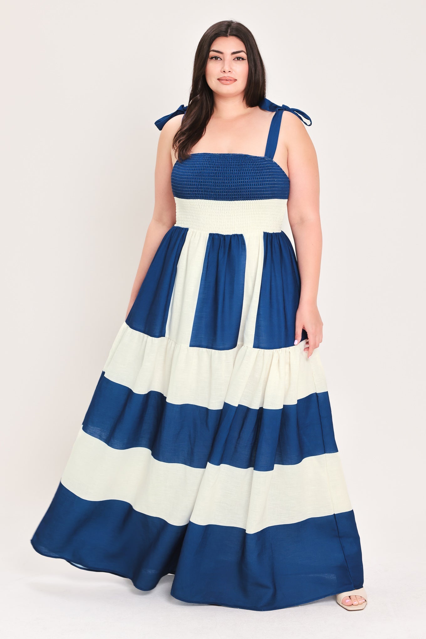 Weekend Coast Woven Maxi Dress in off-white blue, view 11 — Soul Flow Apparel