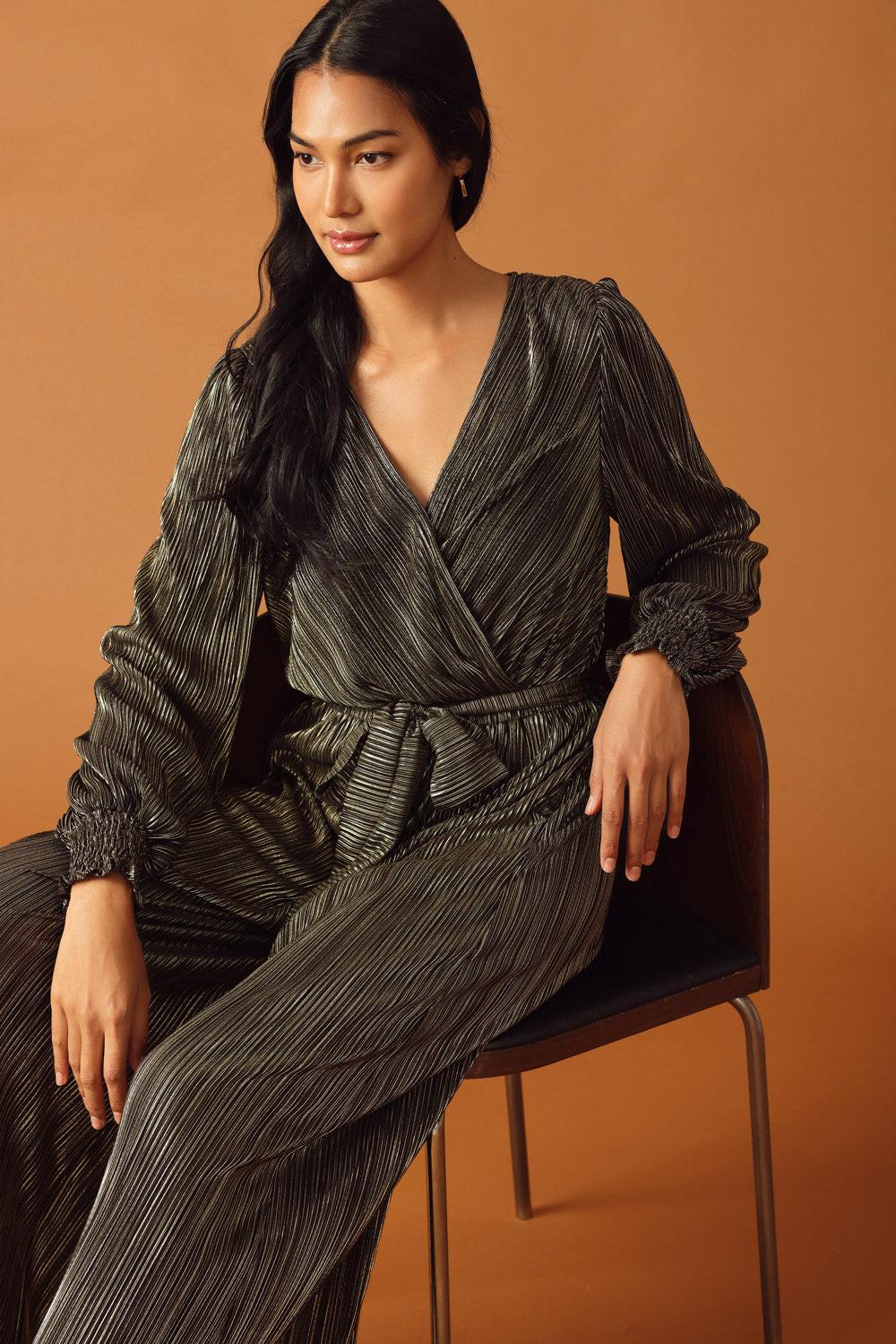 Moments of Clarity Woven Jumpsuit in black gold, view 7 — Soul Flow Apparel
