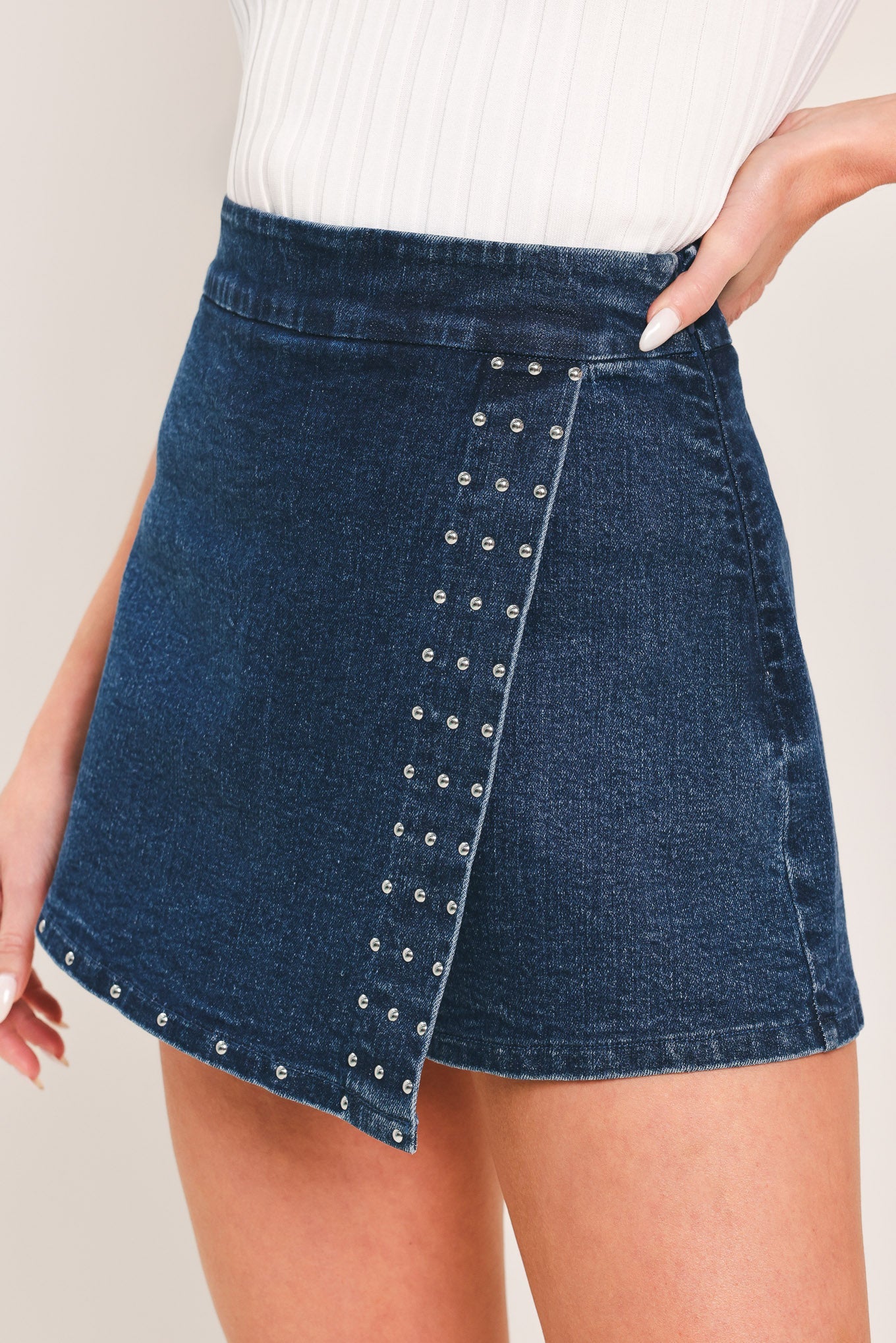Edge Line Denim Skort in medium indigo, view 4 — Soul Flow Apparel