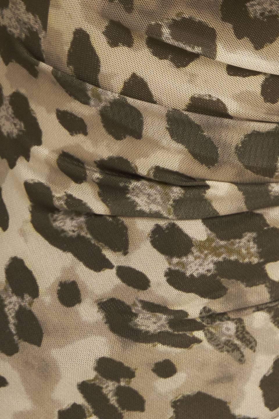 Luxe Trace Taupe Black Woven Top, fabric swatch — Soul Flow Apparel