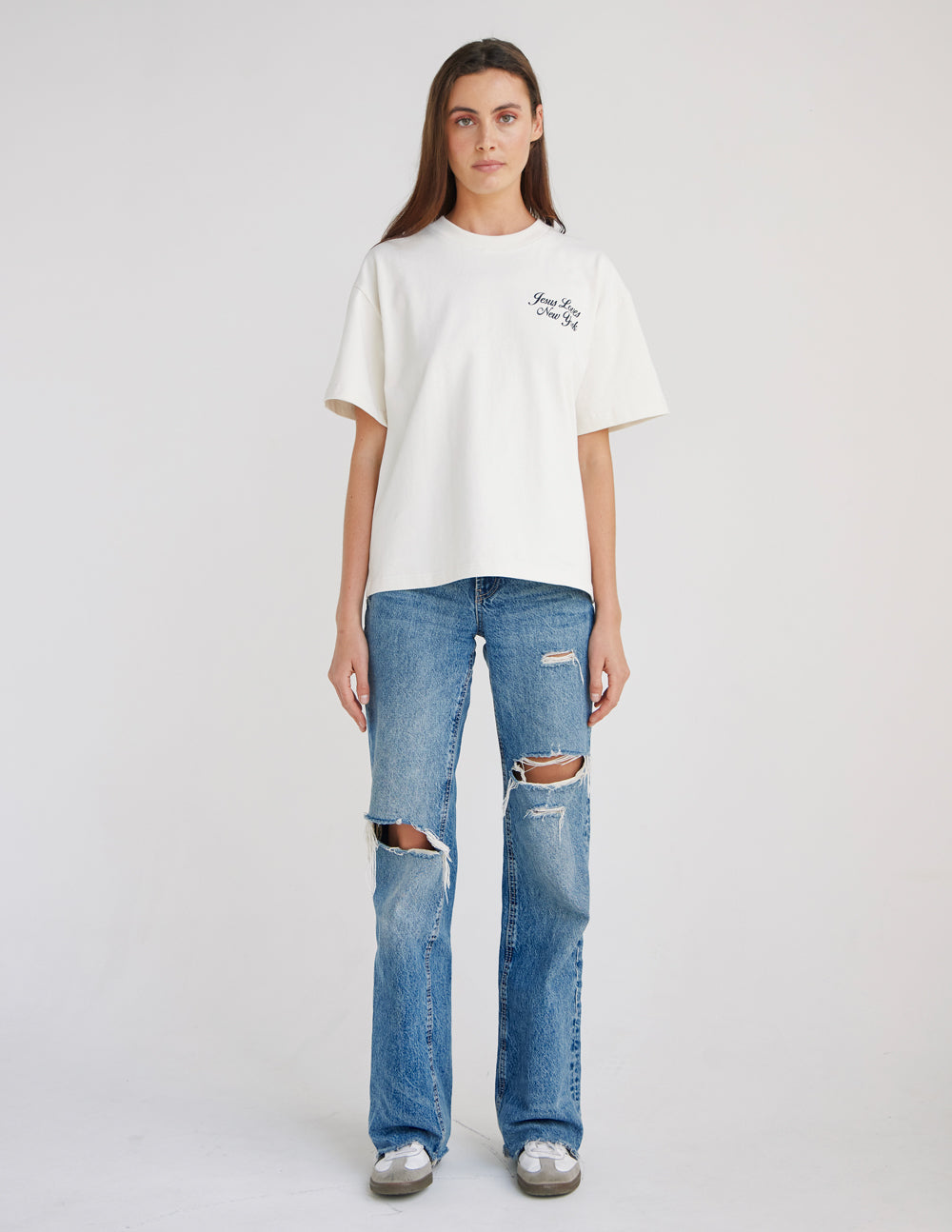 Jesus Loves New York Heavyweight Tee – Christian T-Shirt