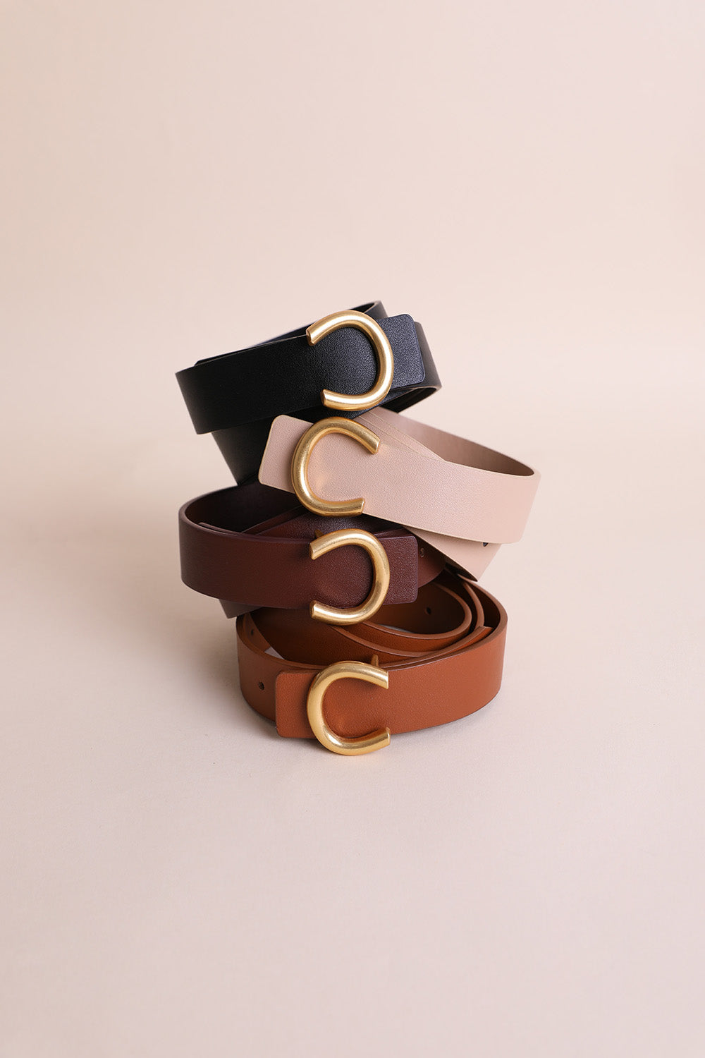 Minimalist Gold Horseshoe Belt Leto Collection