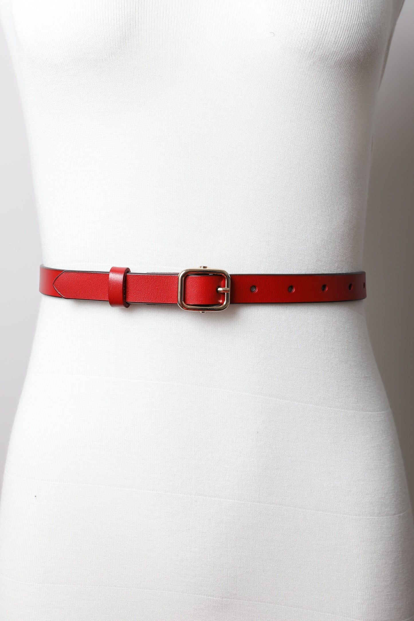 Versatile Skinny Leather Belt – Perfect for Any Outfit 💫 Leto Collection