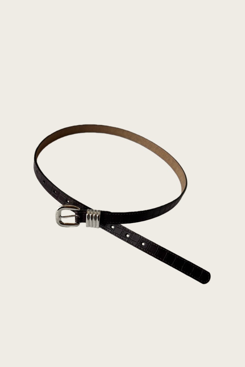 Wild Elegance: Faux Alligator Skin Patterned Leather Belt Leto Collection