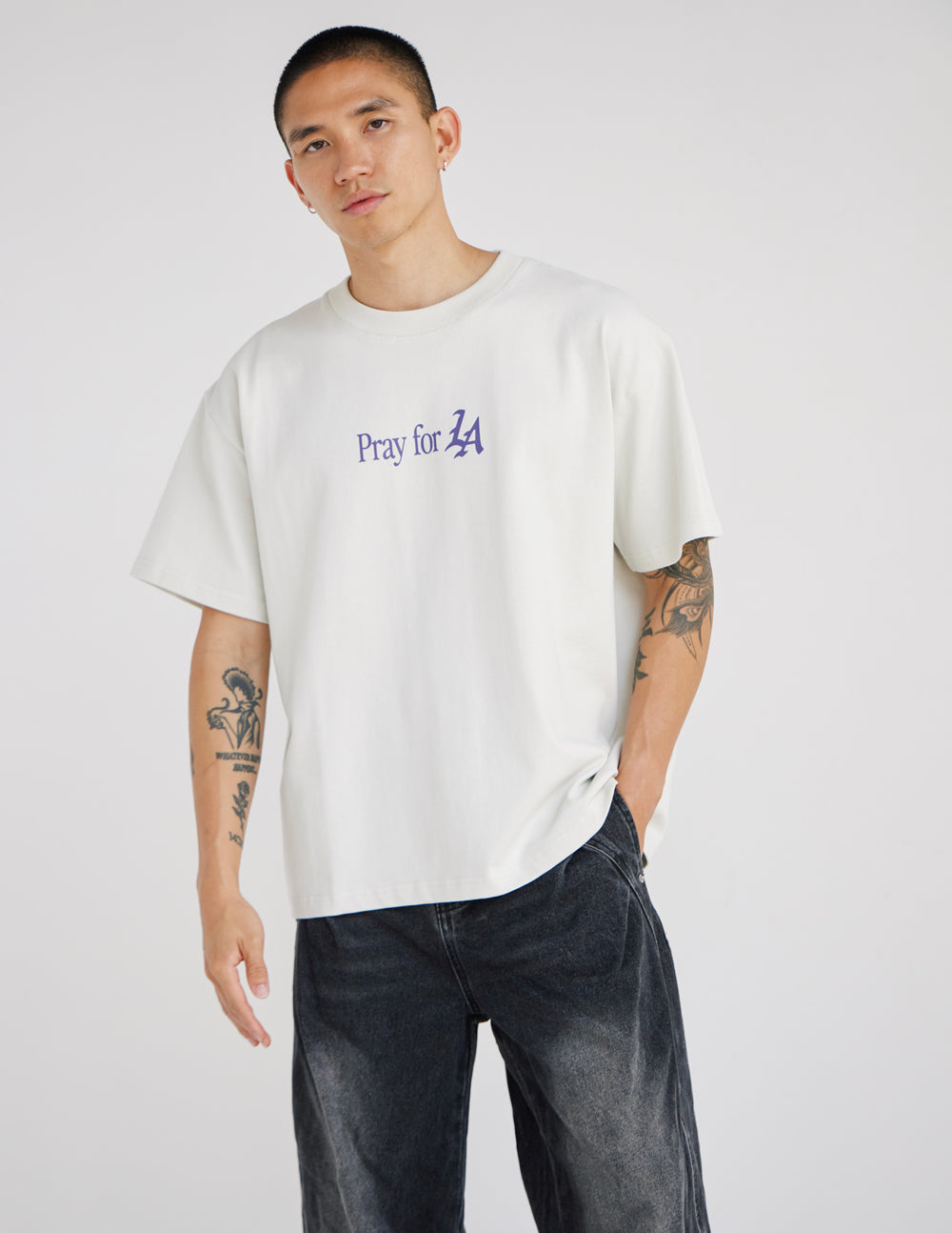 Pray for Los Angeles Heavyweight Tee – Christian T-Shirt