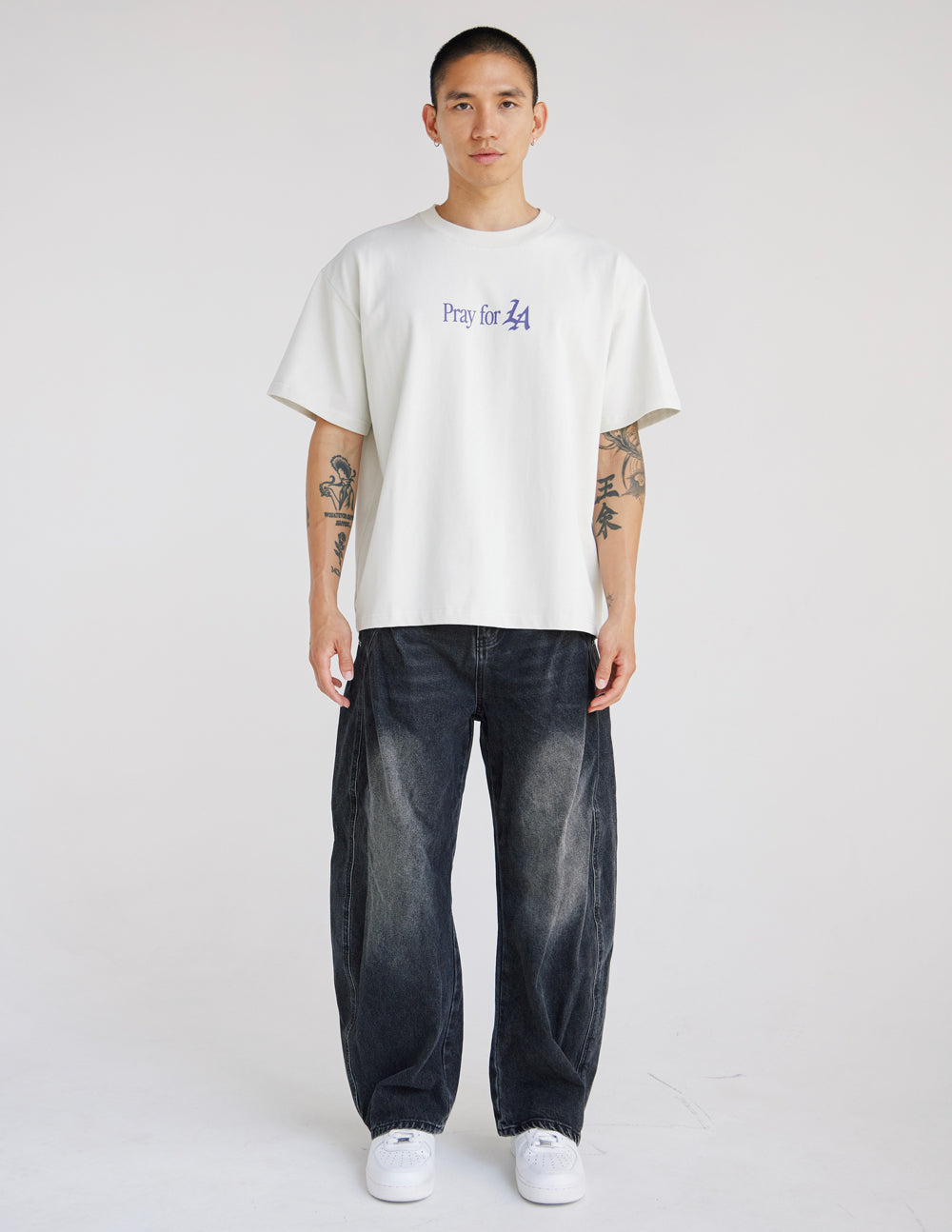 Pray for Los Angeles Heavyweight Tee – Christian T-Shirt