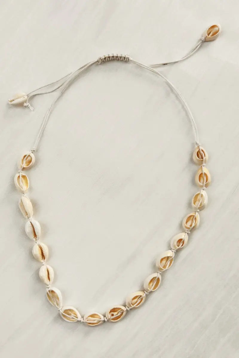 Adjustable Seashell Necklace One Size Coastal Jewelry 🐚🌊 Leto Collection
