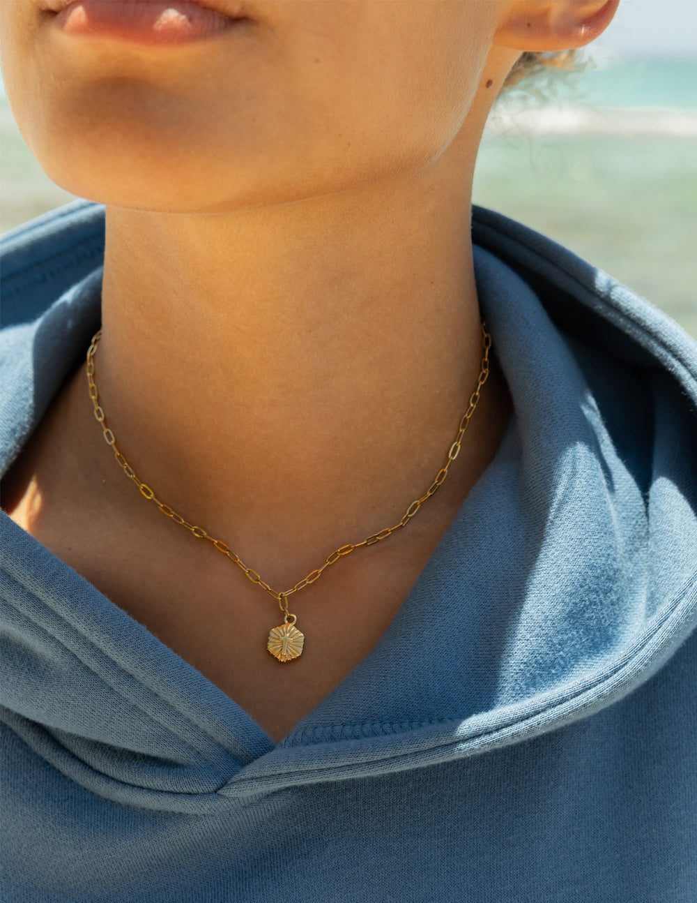 Radiant Cross Necklace – Christian Necklace
