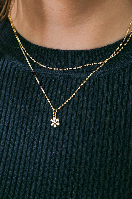 Hey Harper Daisy Necklace with Gold Flower Pendant Crafted in Korea — Soul Flow Apparel