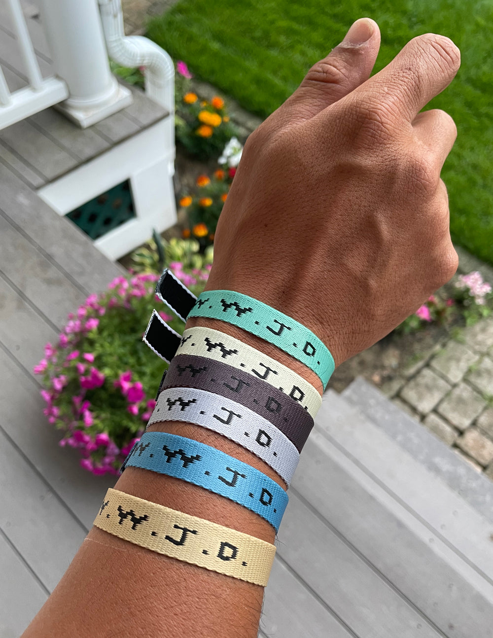 WWJD Surf Bracelet Pack – Christian Wristband