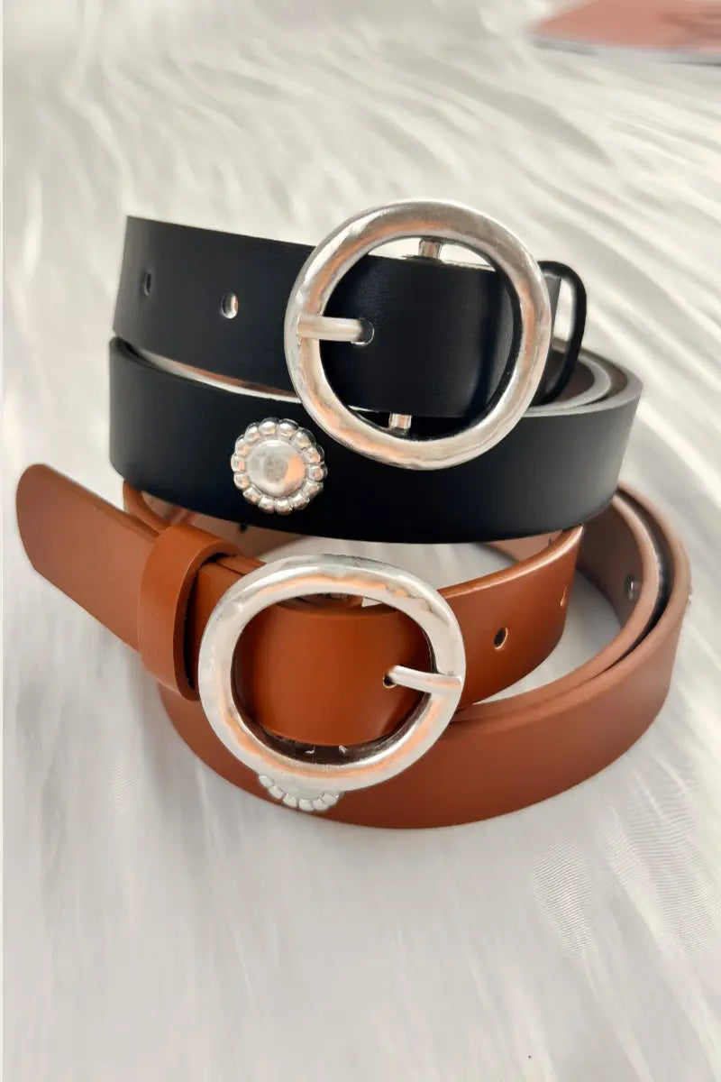 Vintage Western Charm: Cowgirl Belt Leto Collection