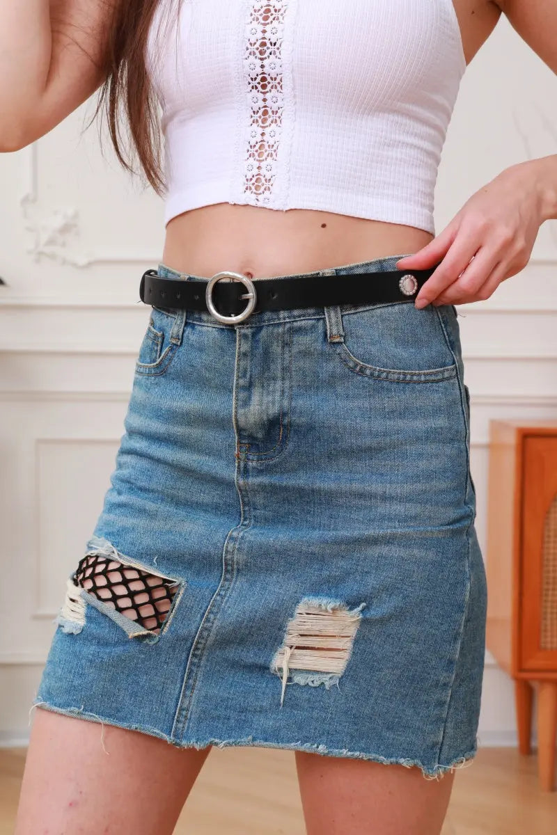 Vintage Western Charm: Cowgirl Belt Leto Collection