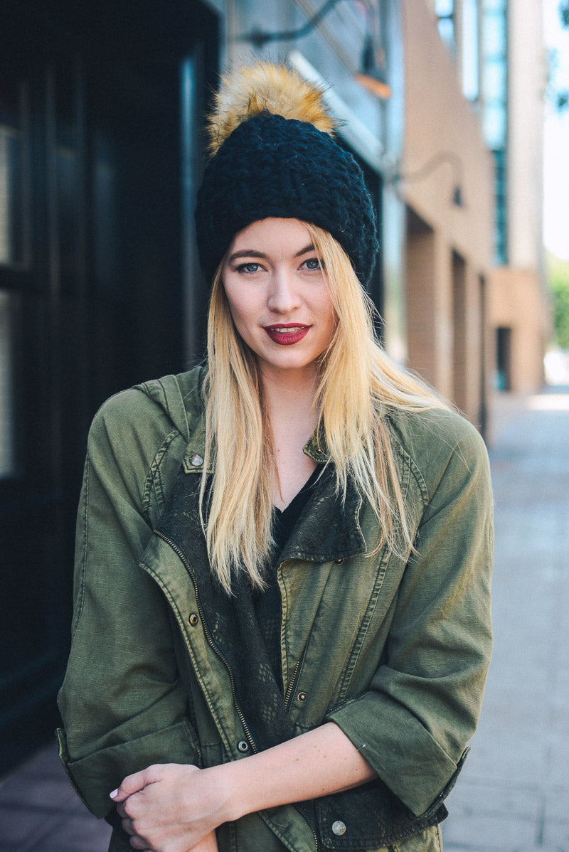 Best-Selling Oversize Chunky Pom Beanie Leto Collection