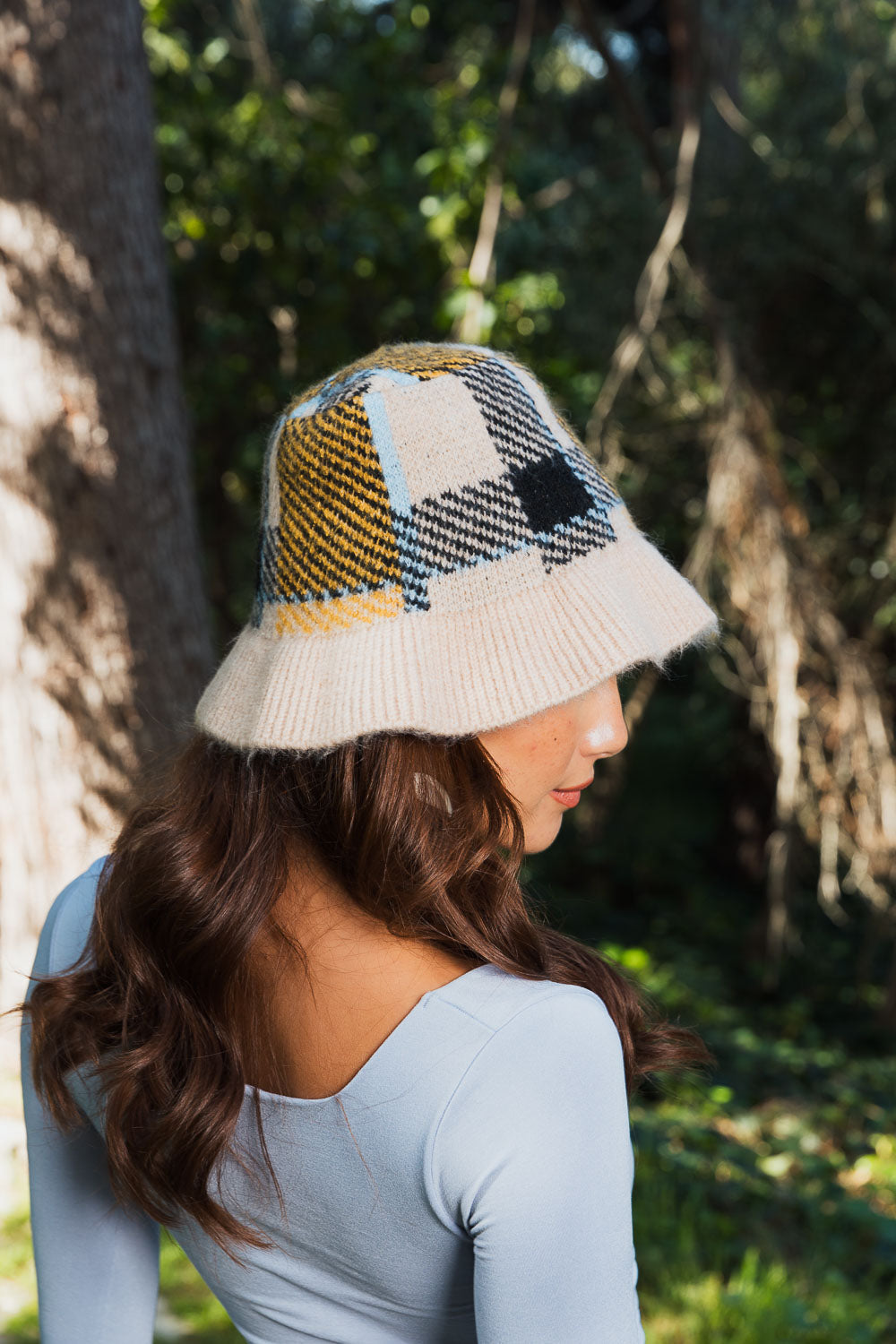 Plaid Bucket Hat Beanie Cozy Stylish Winter Look 🧢 Leto Collection