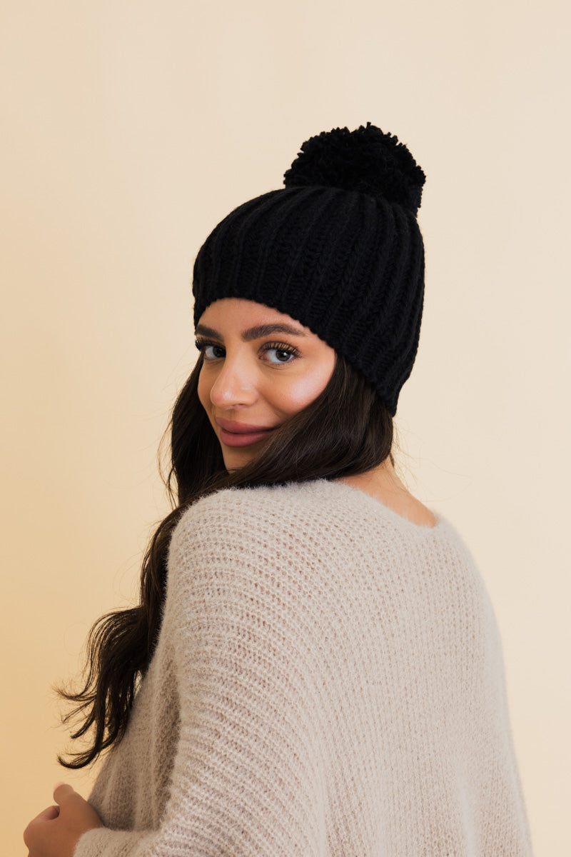 Chunky Cable Knit Pom Beanie Leto Collection