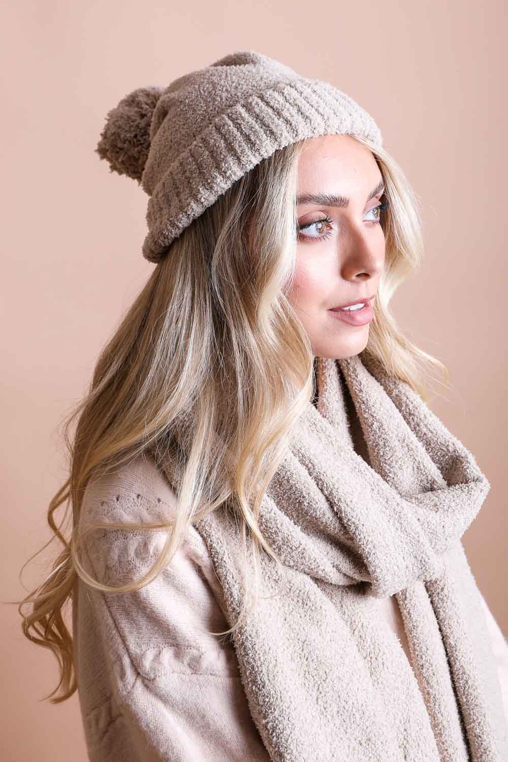 Boucle Pom Beanie Leto Collection