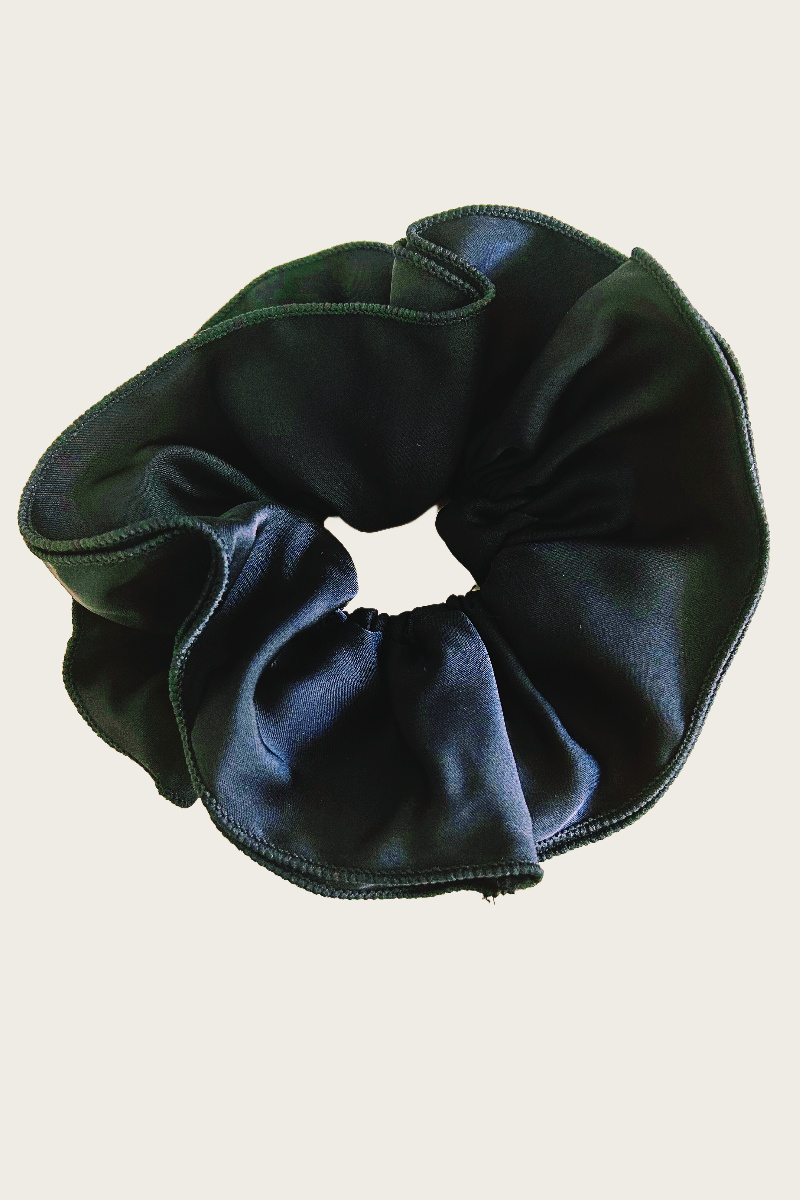 Parisian Satin Scrunchies – Retro Hair Ties with Luxe Feel 🌟🎀 Leto Collection